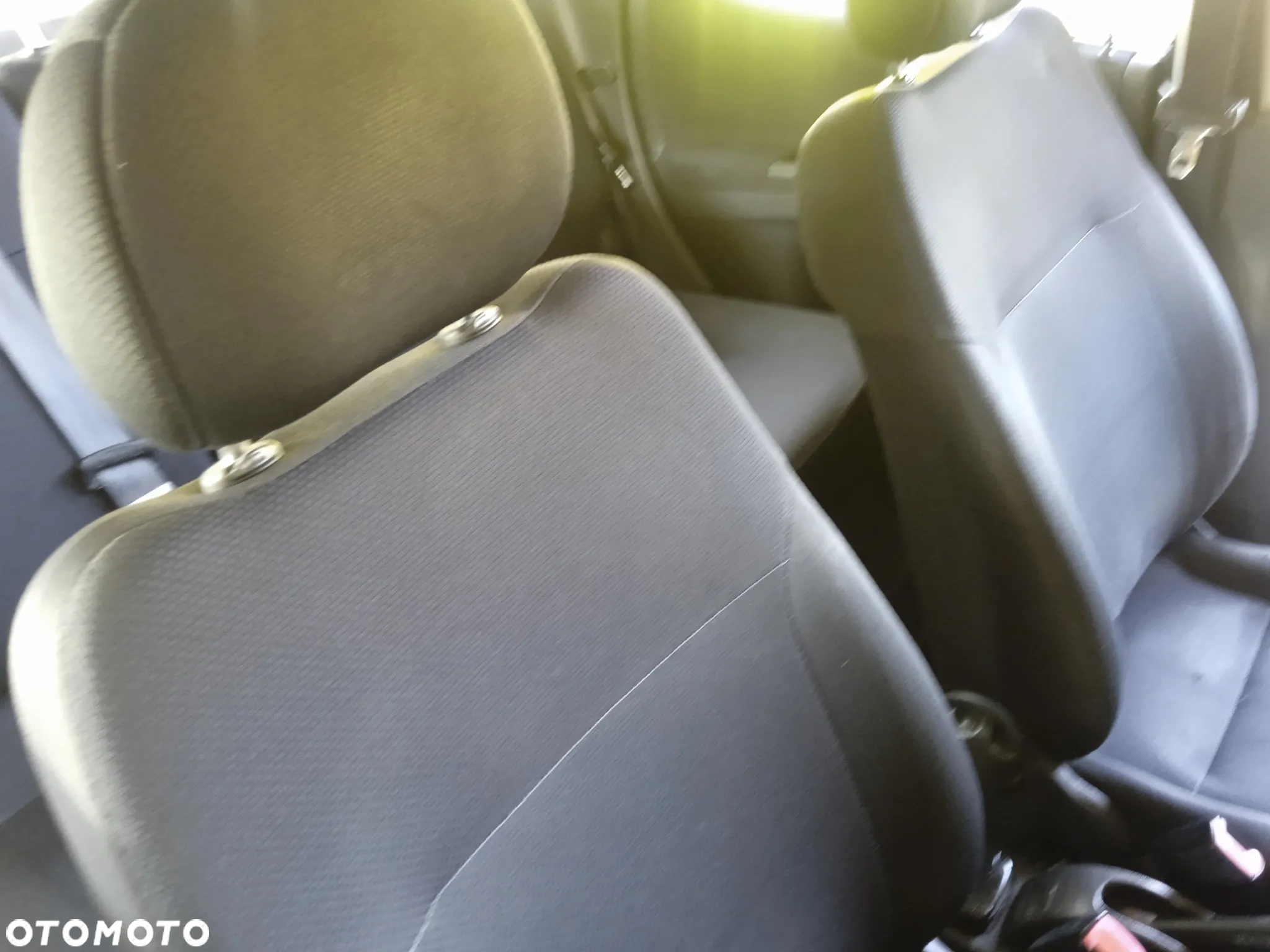 Suzuki Ignis - 17