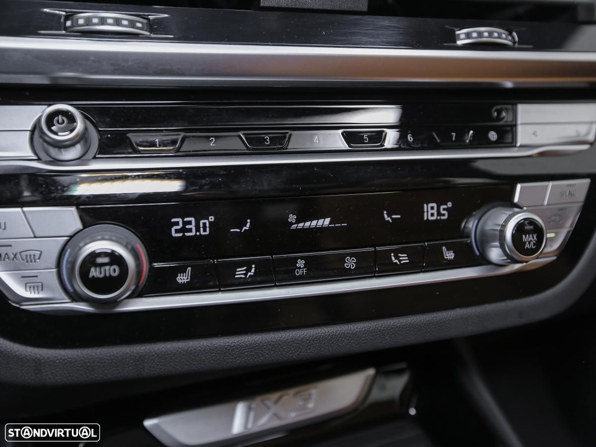 BMW iX3 - 29