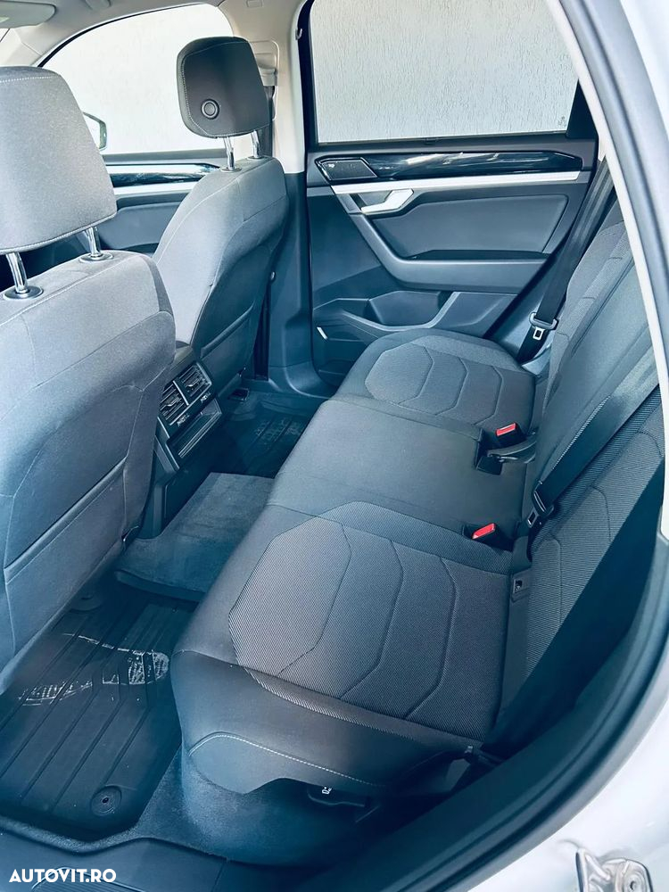 Volkswagen Touareg V6 TDI Style - 13