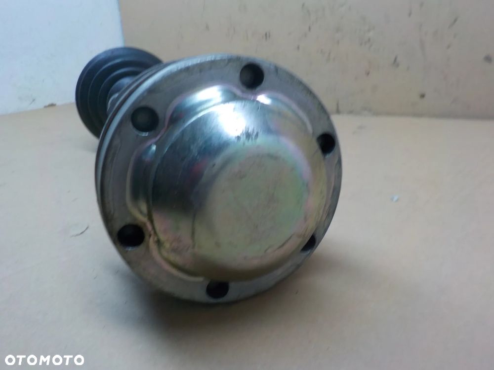 SKODA RAPID 1.6 TDI PÓŁOŚ LEWA - 4