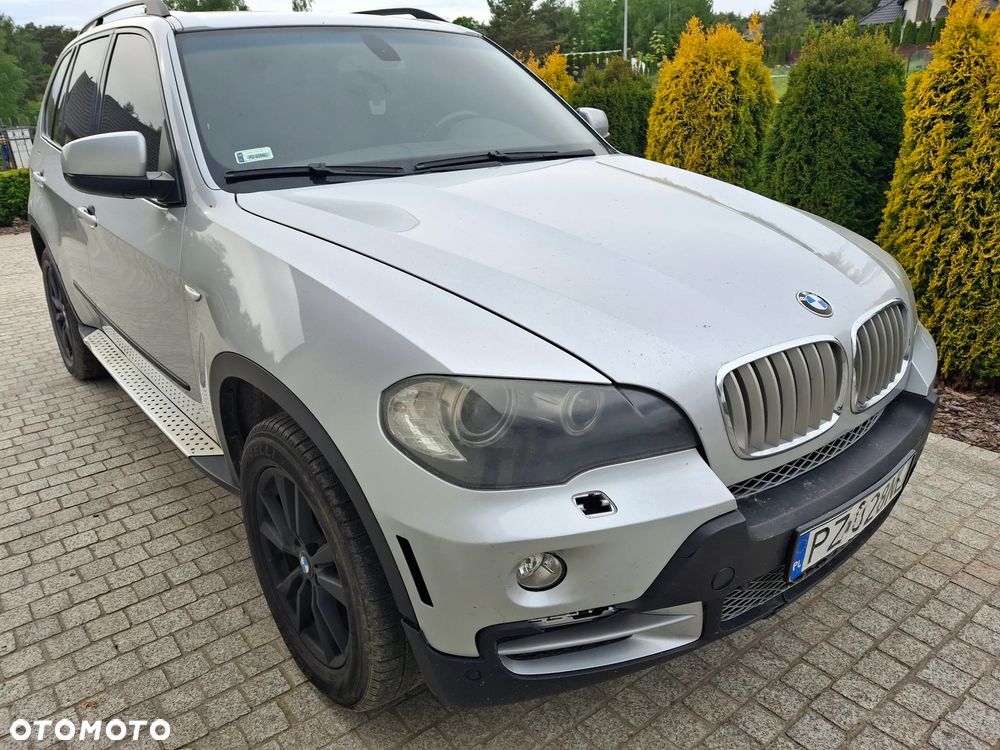 BMW X5 4.8 is - 2