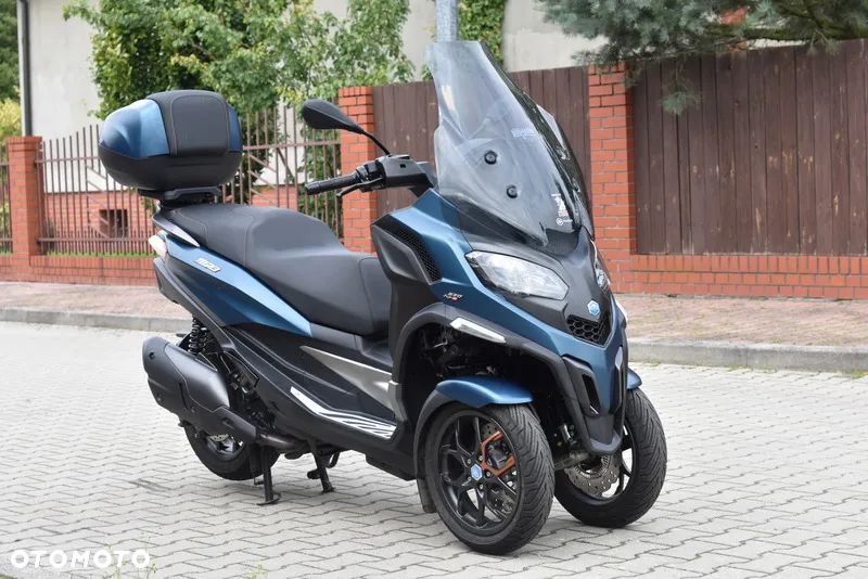 Piaggio MP-3 - 3