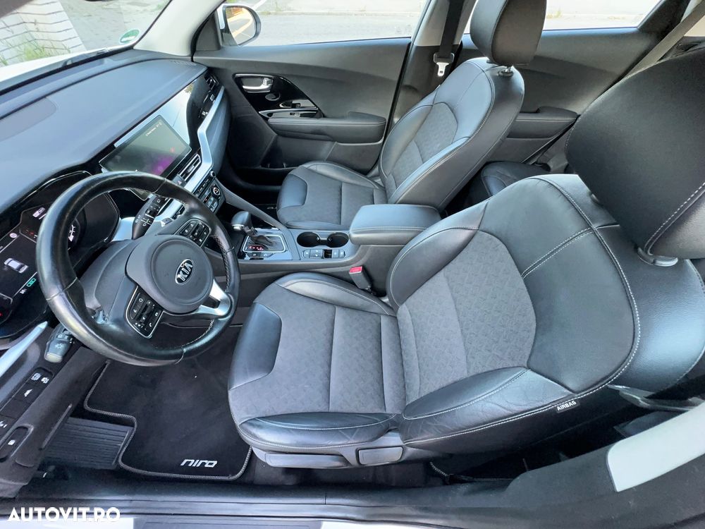 Kia Niro - 12