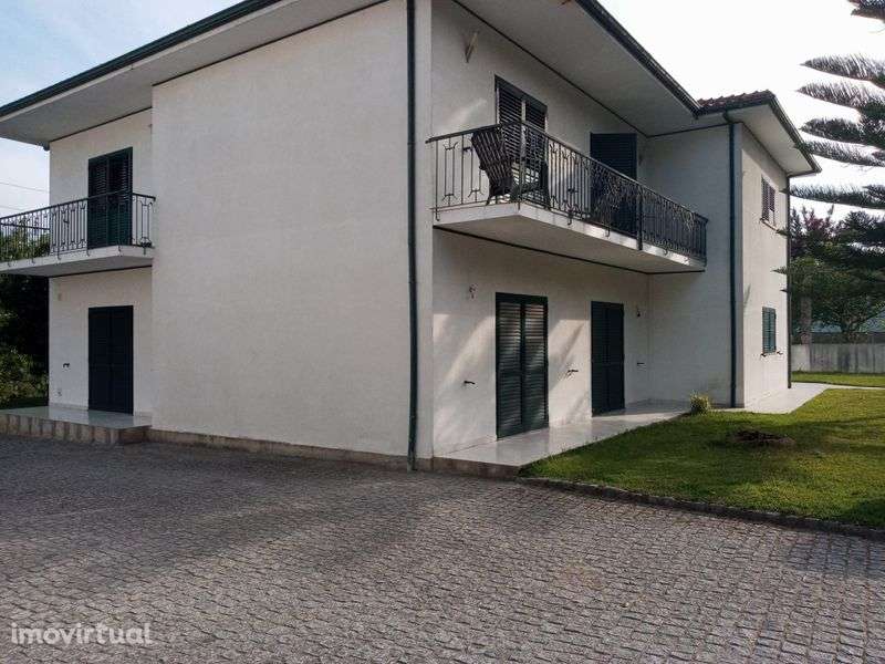 Arrenda-se T3 Selho São Lourenço (Guimarães) - Grande imagem: 3/11