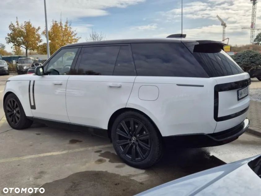 Land Rover Range Rover 3.0 P460e PHEV LWB Autobiography - 4