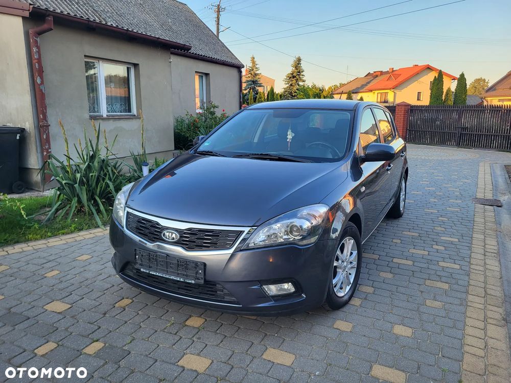 Kia Ceed 1.4 Comfort + - 9