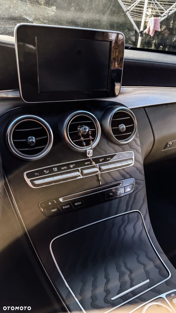 Mercedes-Benz Klasa C 200 4-Matic 9G-Tronic - 18