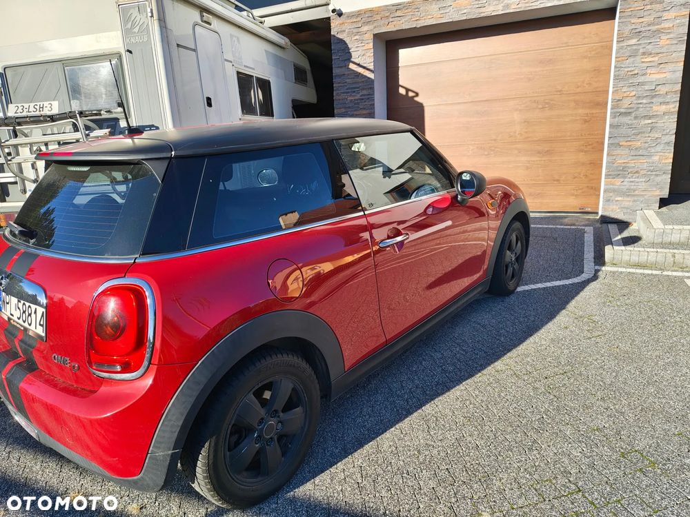 MINI ONE D - 3