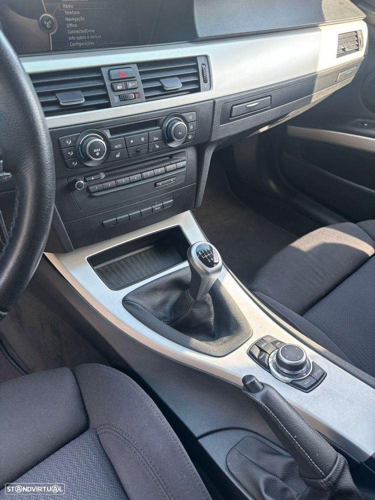 BMW 320 d Touring Navigation - 11