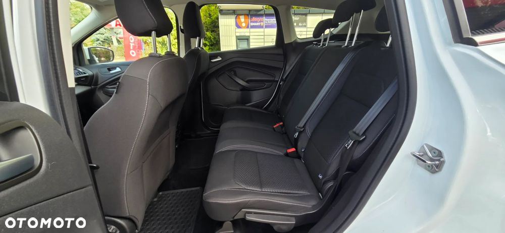Ford Kuga 1.5 EcoBoost 2x4 Titanium - 33