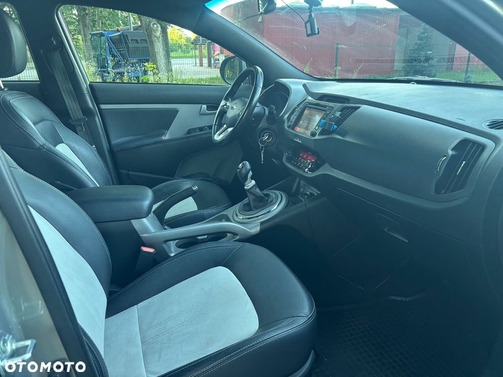 Kia Sportage 1.7 CRDI L 2WD - 17