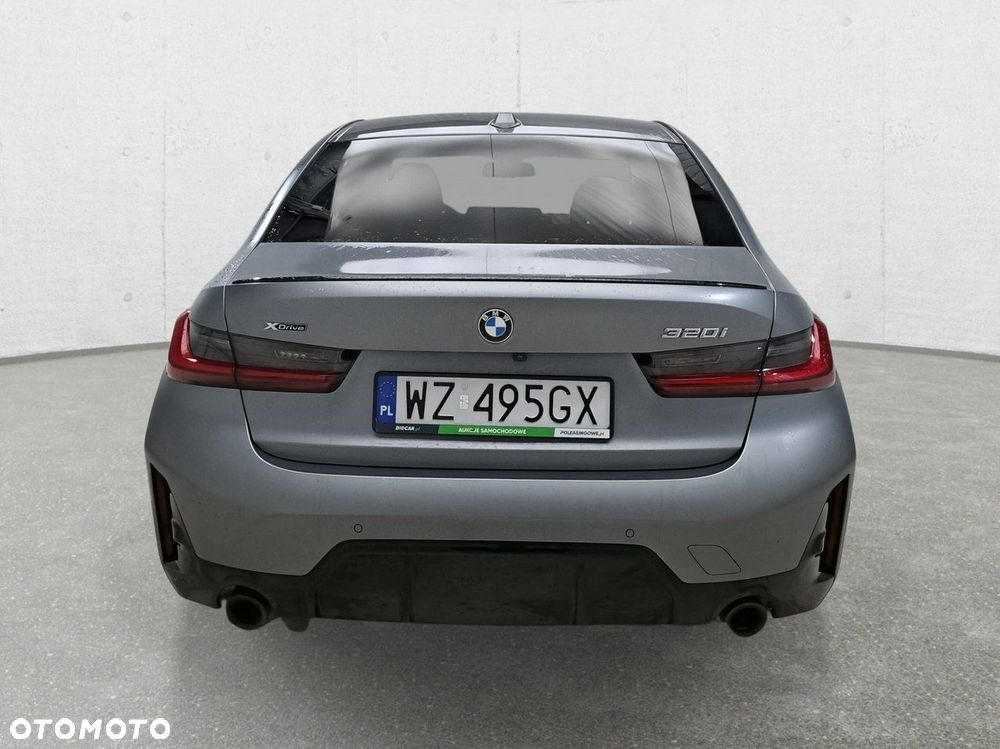 BMW Seria 3 320i xDrive M Sport - 6