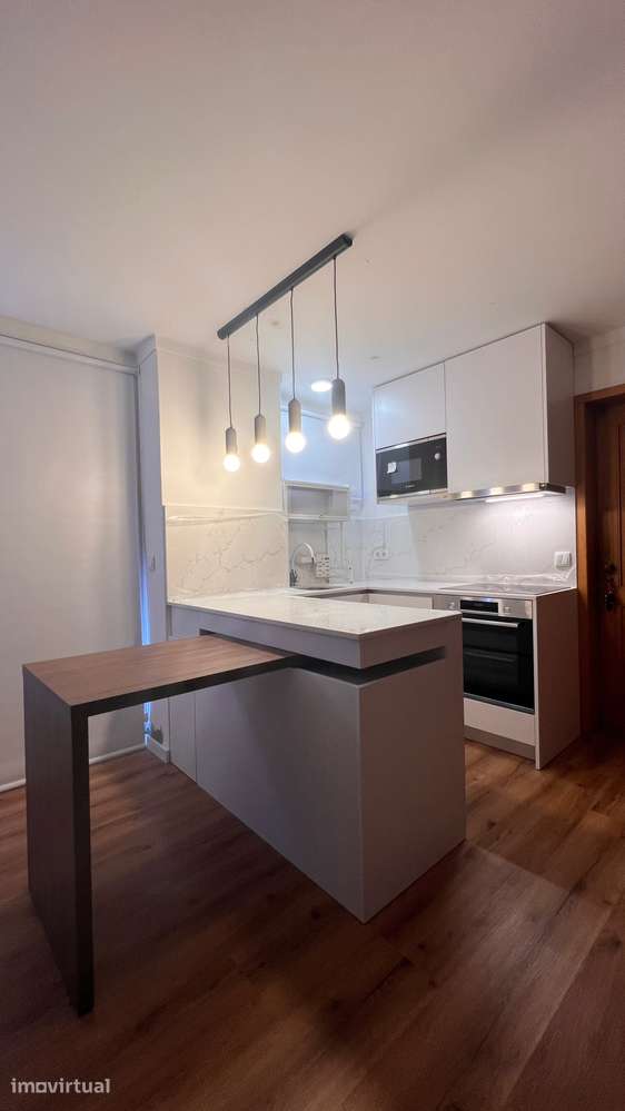 Modern Studio w/ Balcony & Rooftop - Prime Location - Contas Incluídas - Grande imagem: 5/22