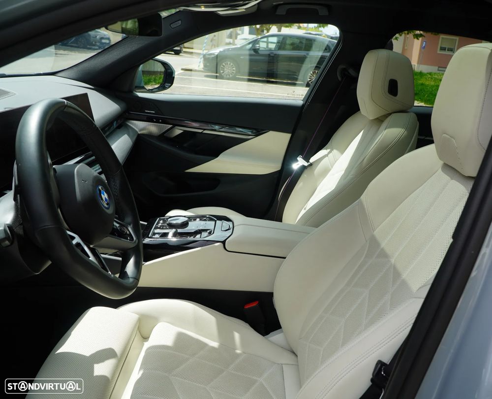 BMW i5 - 6