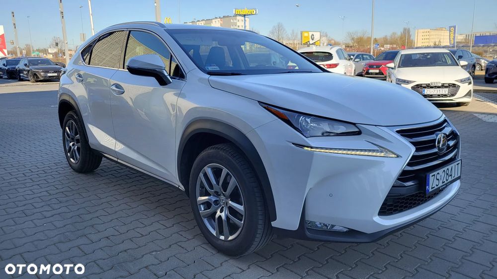 Lexus NX 200t Comfort AWD - 8