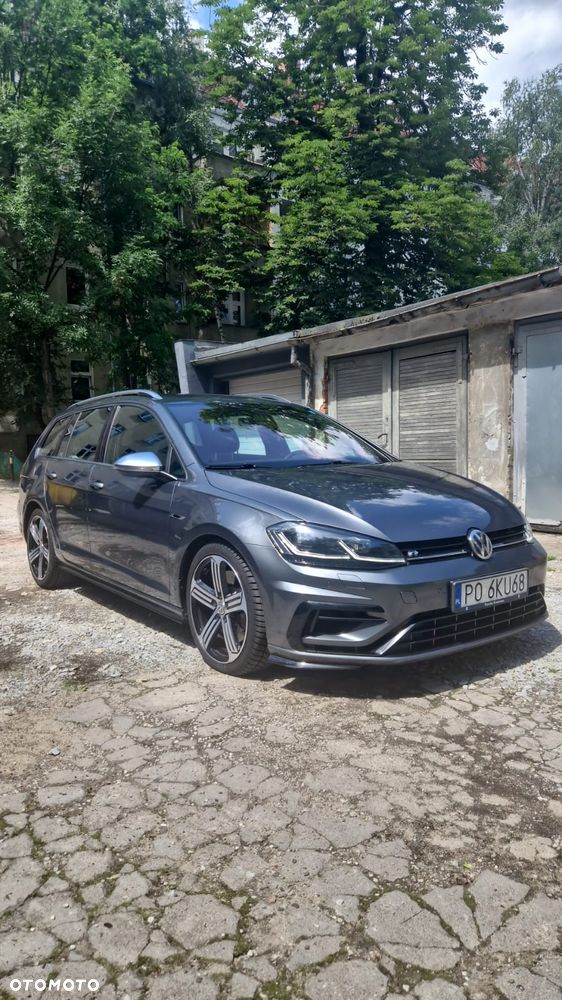 Volkswagen Golf - 4