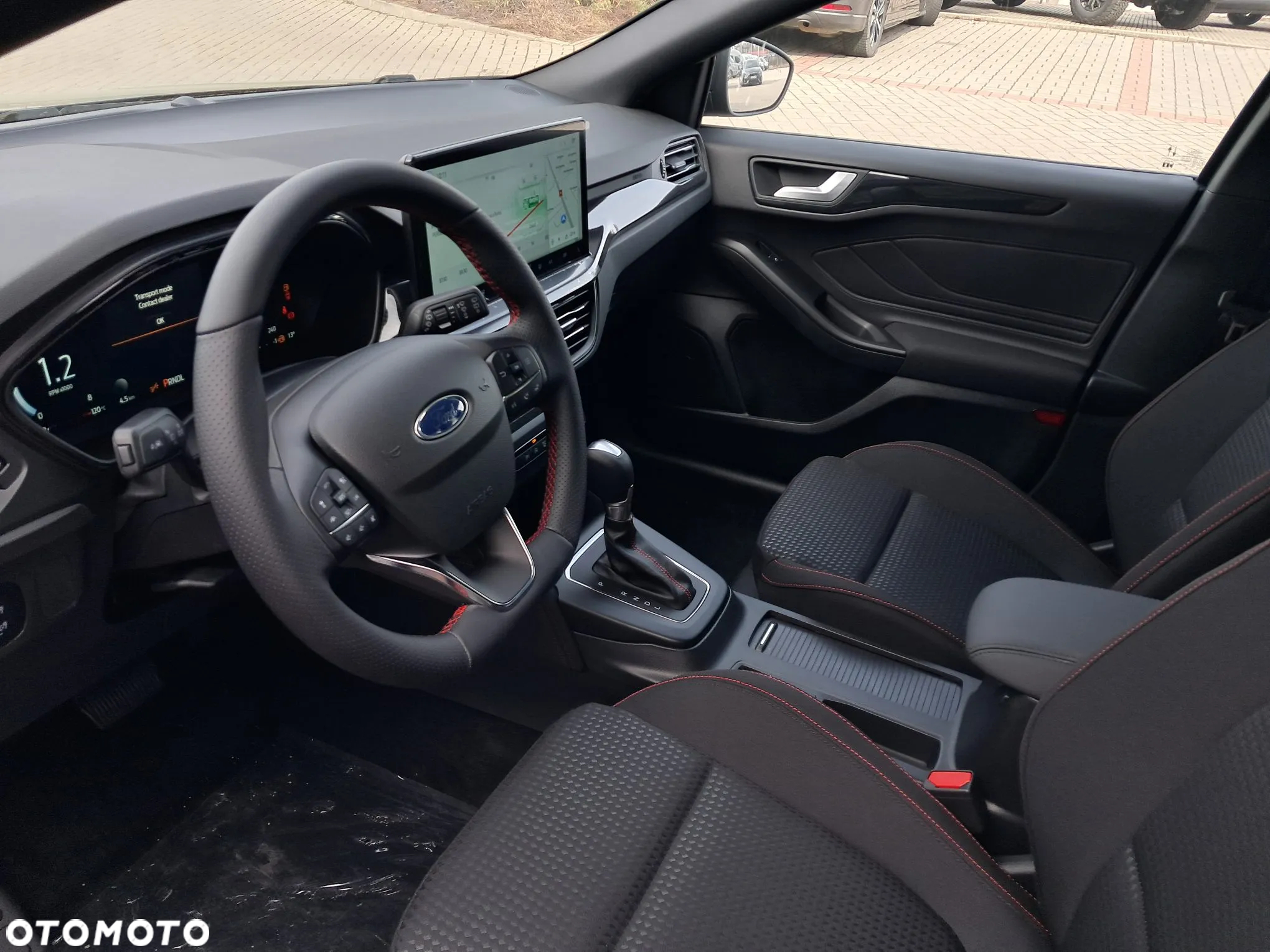 Ford Focus 1.0 EcoBoost mHEV ST-Line X - 13