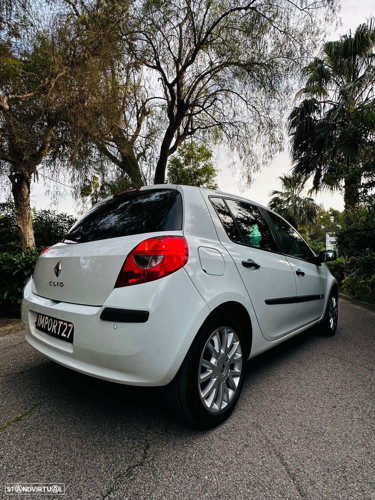 Renault Clio 1.5 dCi Confort - 13
