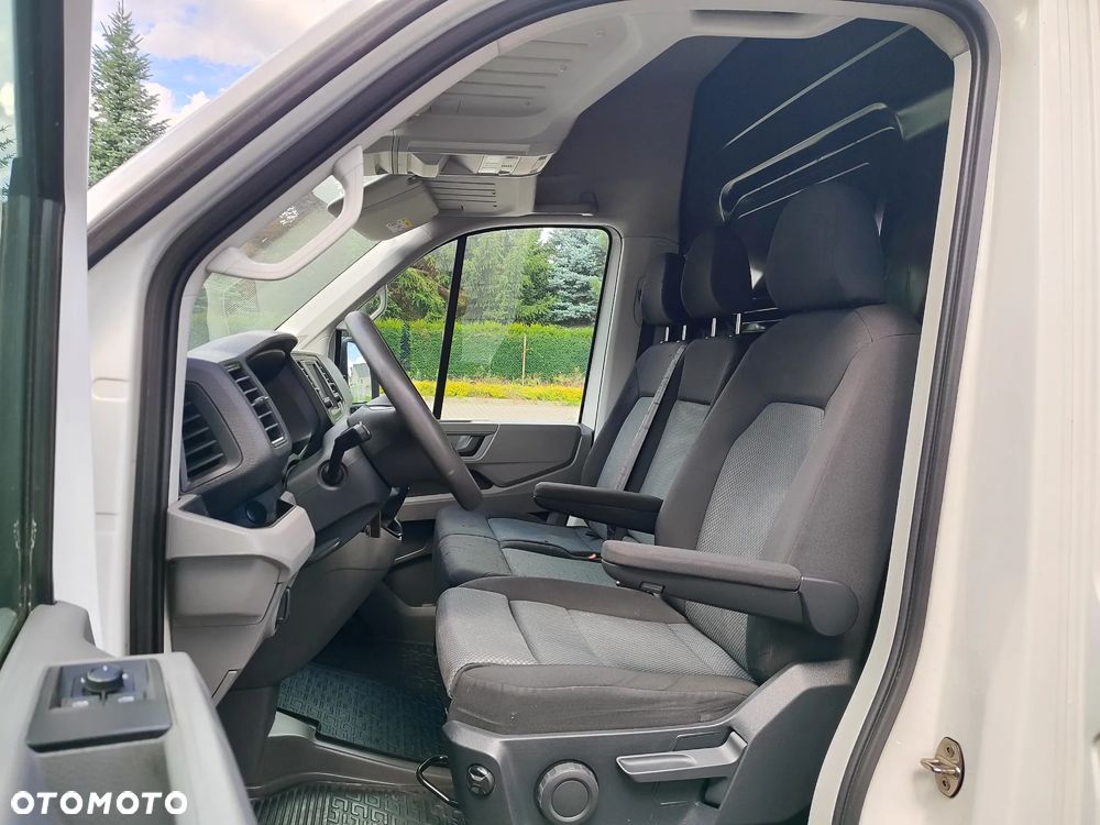Volkswagen Crafter - 8