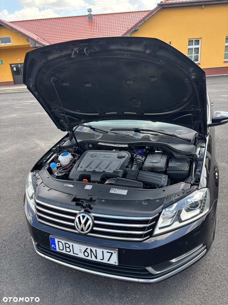 Volkswagen Passat 2.0 TDI Comfortline DSG - 17