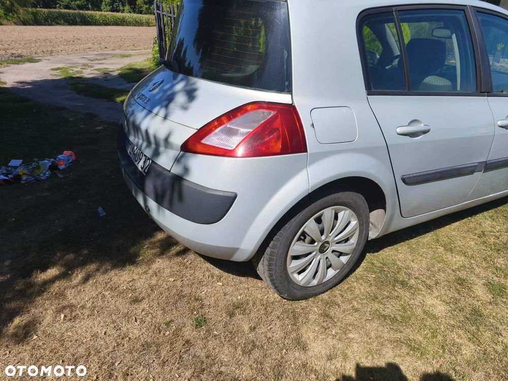 Renault Megane 2.0 Luxe Dynamique - 5