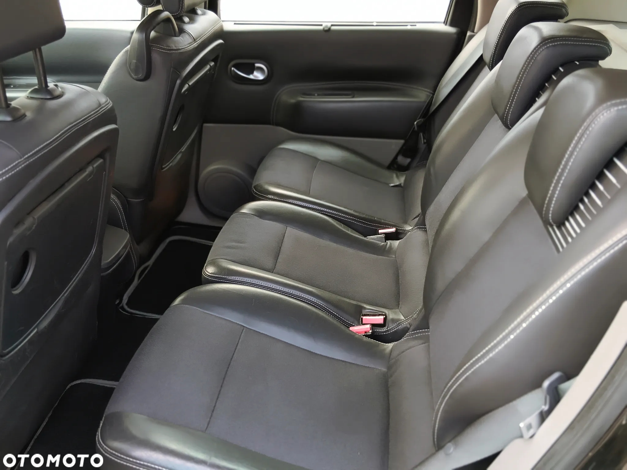 Renault Scenic 2.0 16V Exception - 16