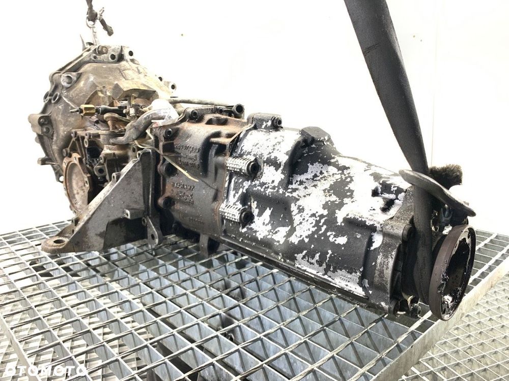 SKRZYNIA BIEGÓW  VW PASSAT B5.5 (3B3) 2000 - 2005 1.9 TDI 4motion 96 kW [130 KM] olej napędowy - 3