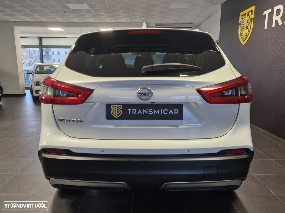 Nissan Qashqai 1.3 DIG-T N-Connecta J18 - 6