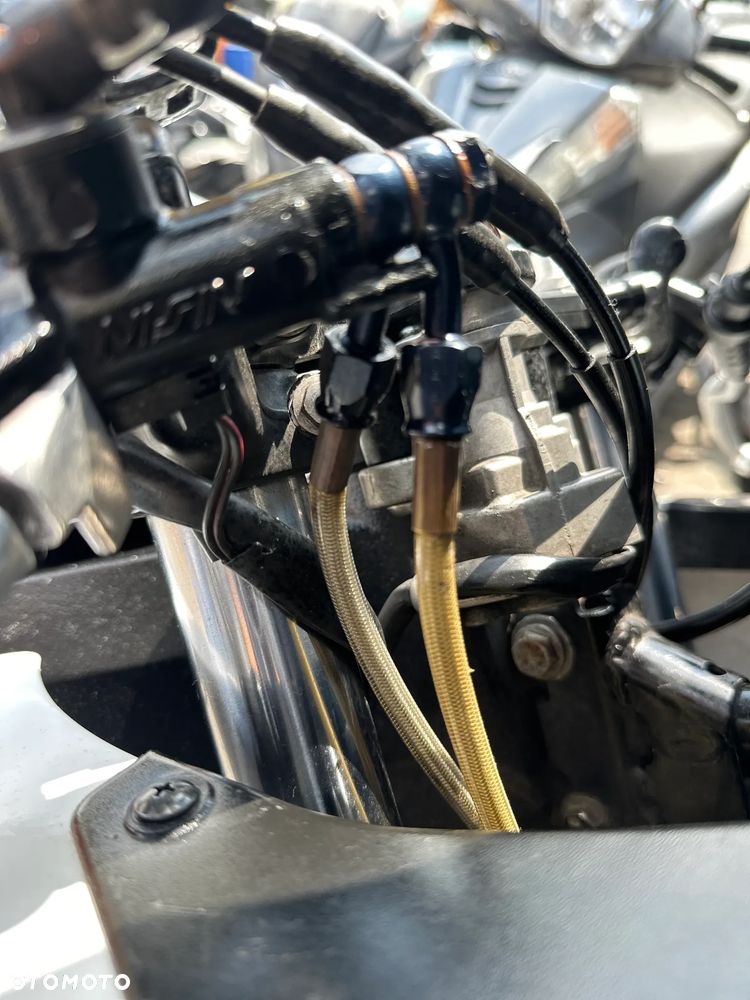 Suzuki SV - 19