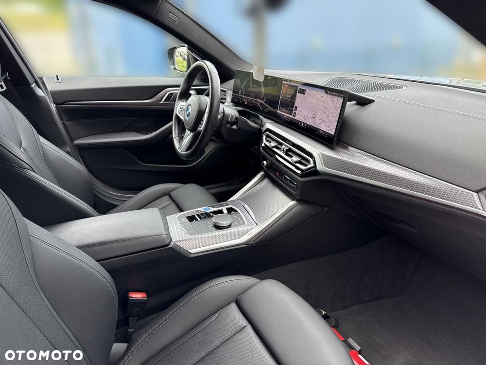 BMW i4 - 20