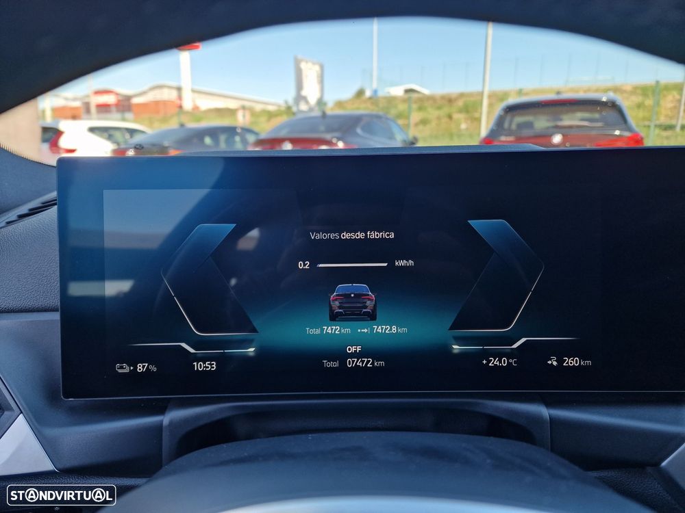 BMW i4 eDrive35 Desportiva M - 30