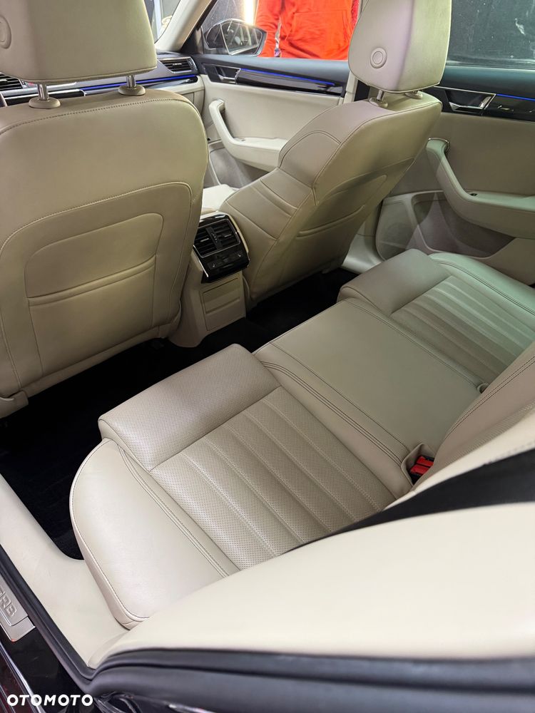 Skoda Superb 2.0 TSI L&K DSG - 12
