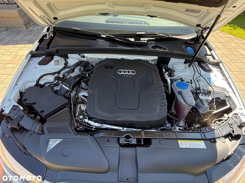 Audi A4 Avant 2.0 TDI ultra sport - 33
