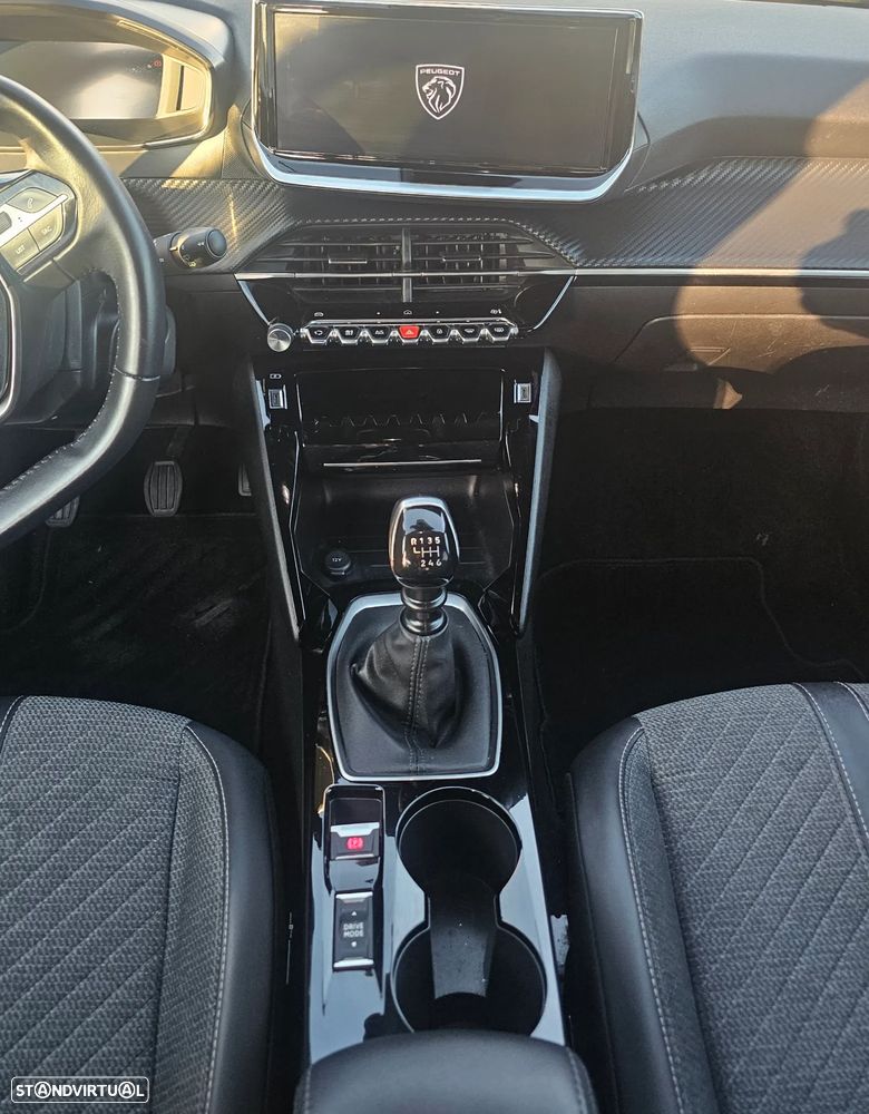 Peugeot 2008 1.2 PureTech Allure - 15