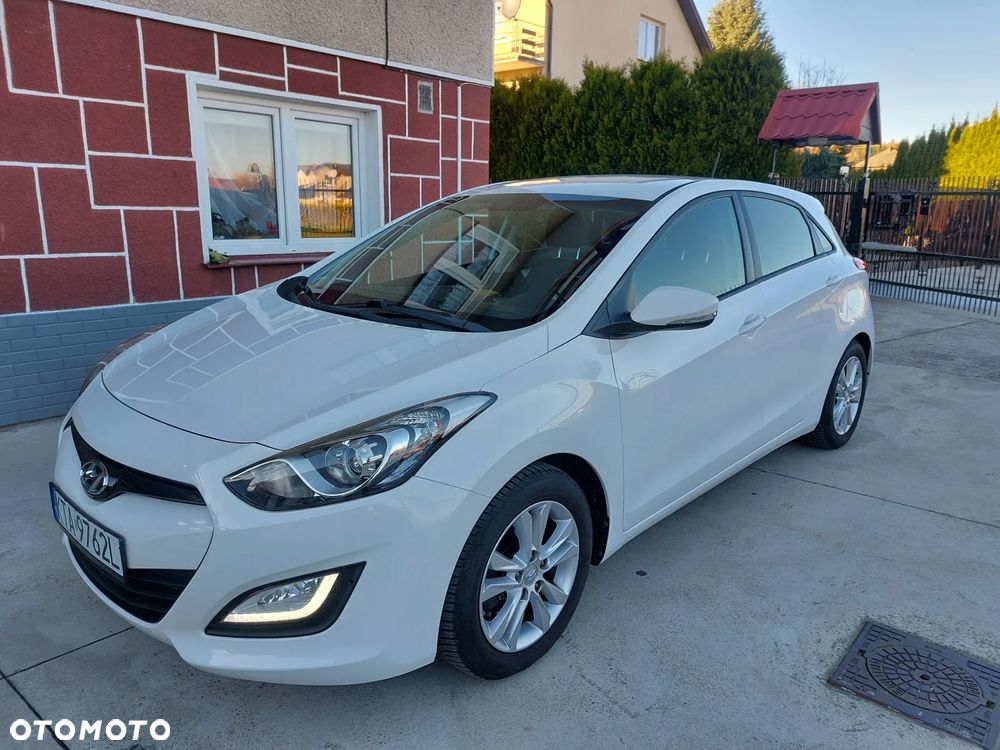 Hyundai i30 1.4 Fifa World Cup Edition - 2