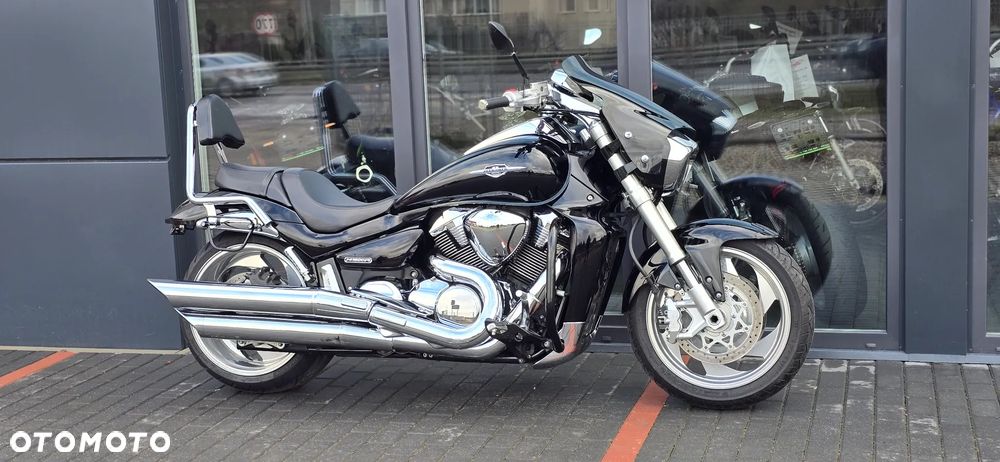 Suzuki Intruder - 3