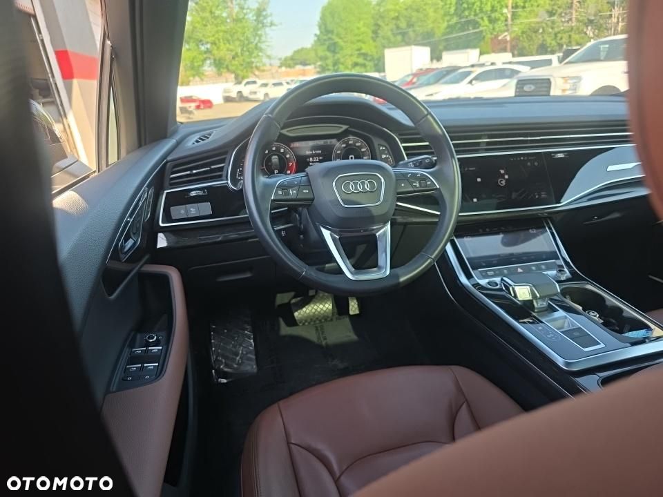 Audi Q7 - 7