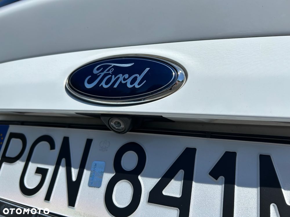 Ford Kuga - 29