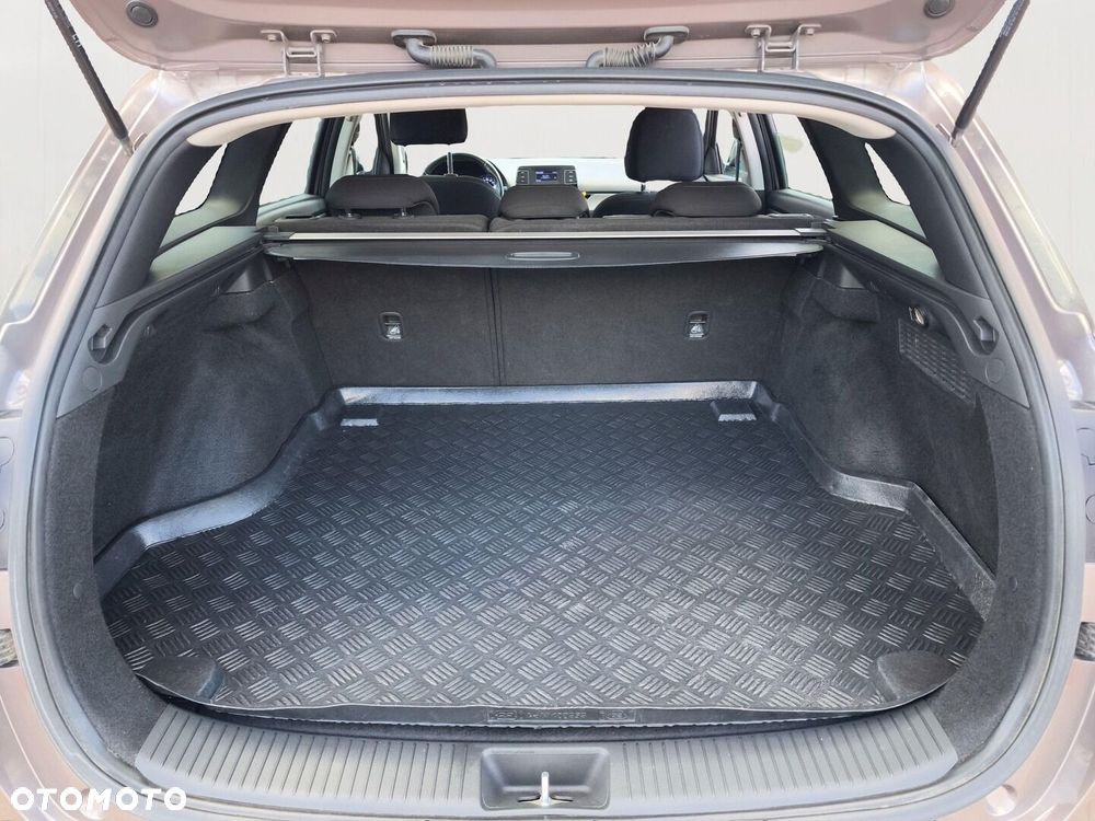 Hyundai i30 1.0 T-GDI Classic + - 12