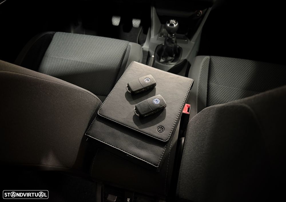 VW Touran 1.2 TSi Confortline 5L - 42