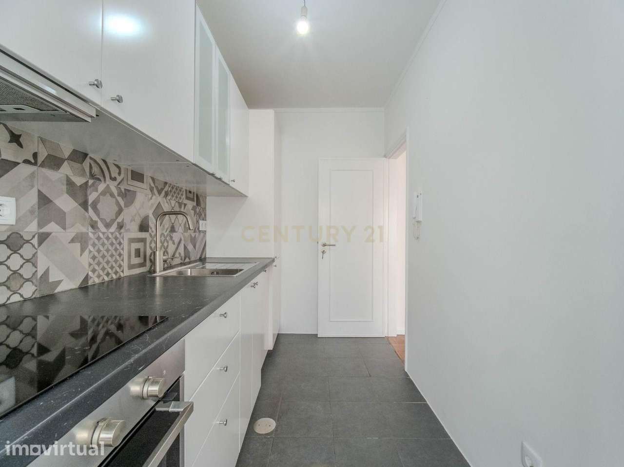 ARRENDAMENTO - Apartamento T1+1 Duplex - Bonfim - Grande imagem: 3/25