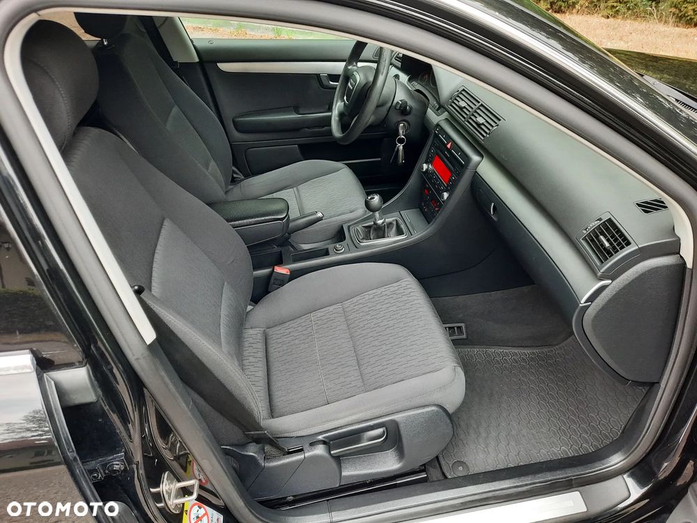Audi A4 Avant - 14