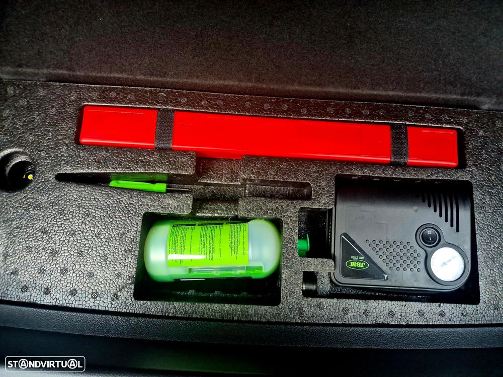 MG MG4 4 Standard - 39