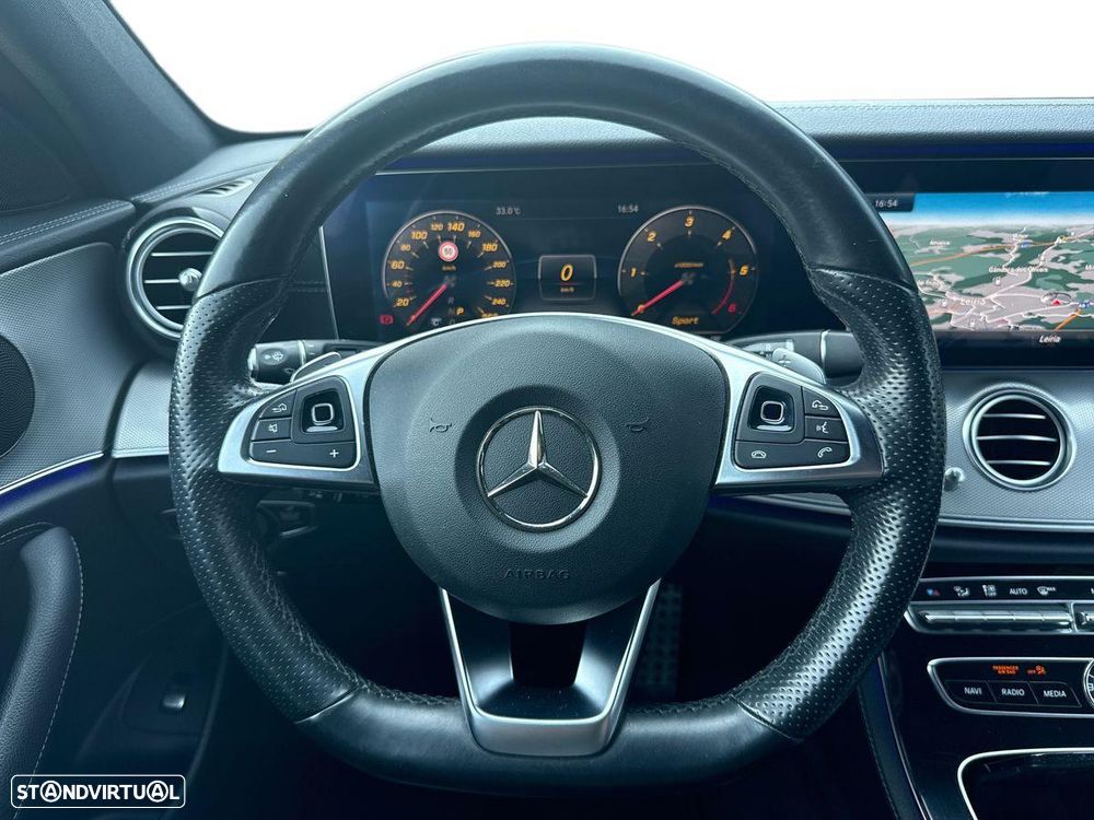 Mercedes-Benz E 220 d AMG 7L - 14