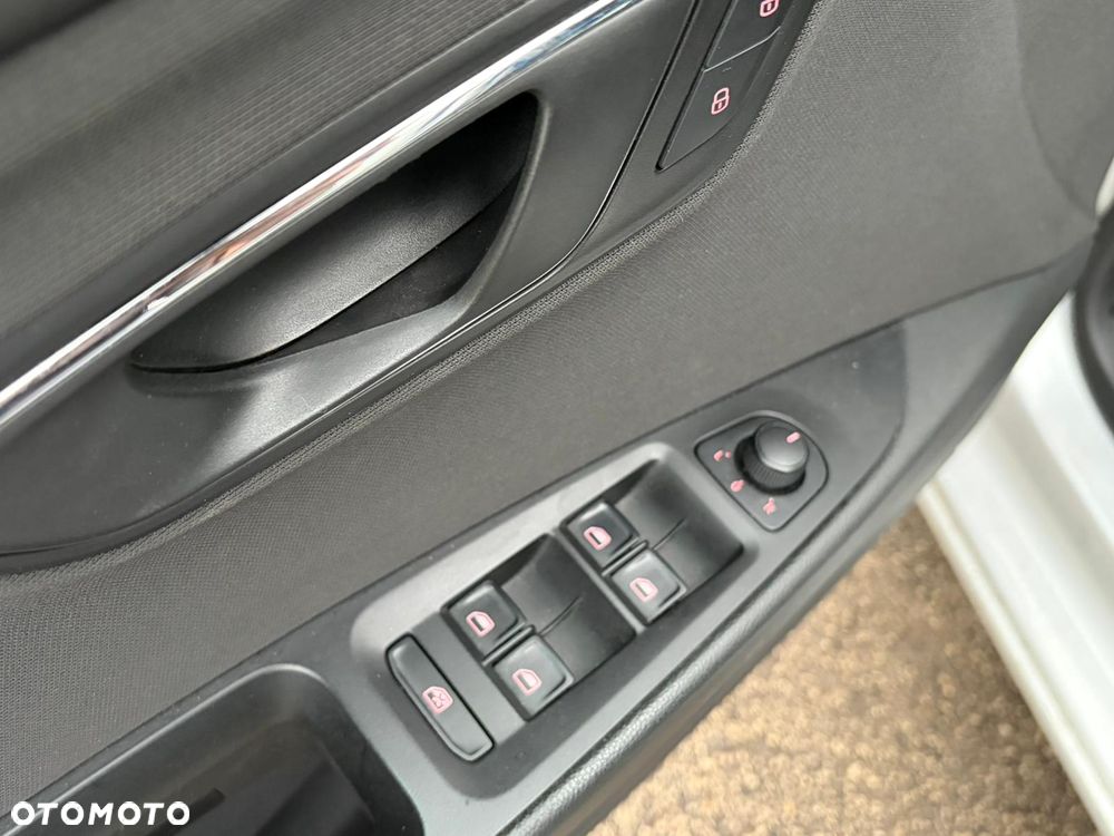 Seat Leon 2.0 TDI Style S&S - 21