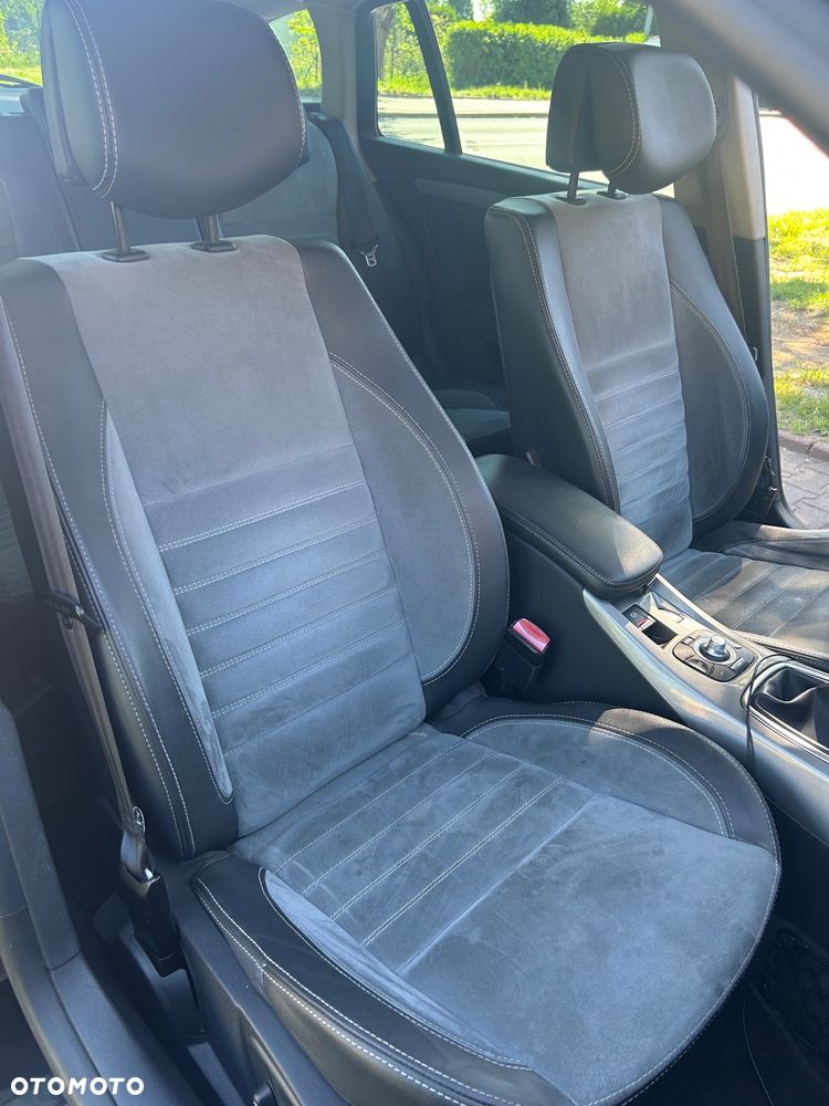 Renault Laguna 2.0 dCi NervaSport ESM - 13