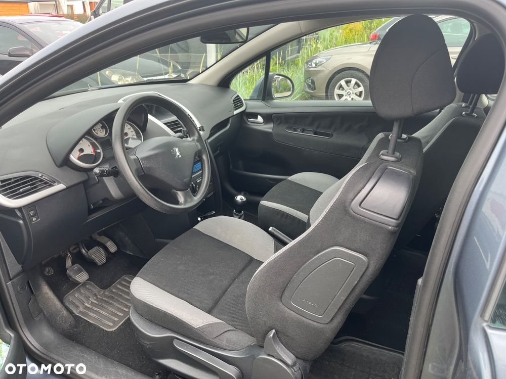 Peugeot 207 1.4 HDi Presence - 10