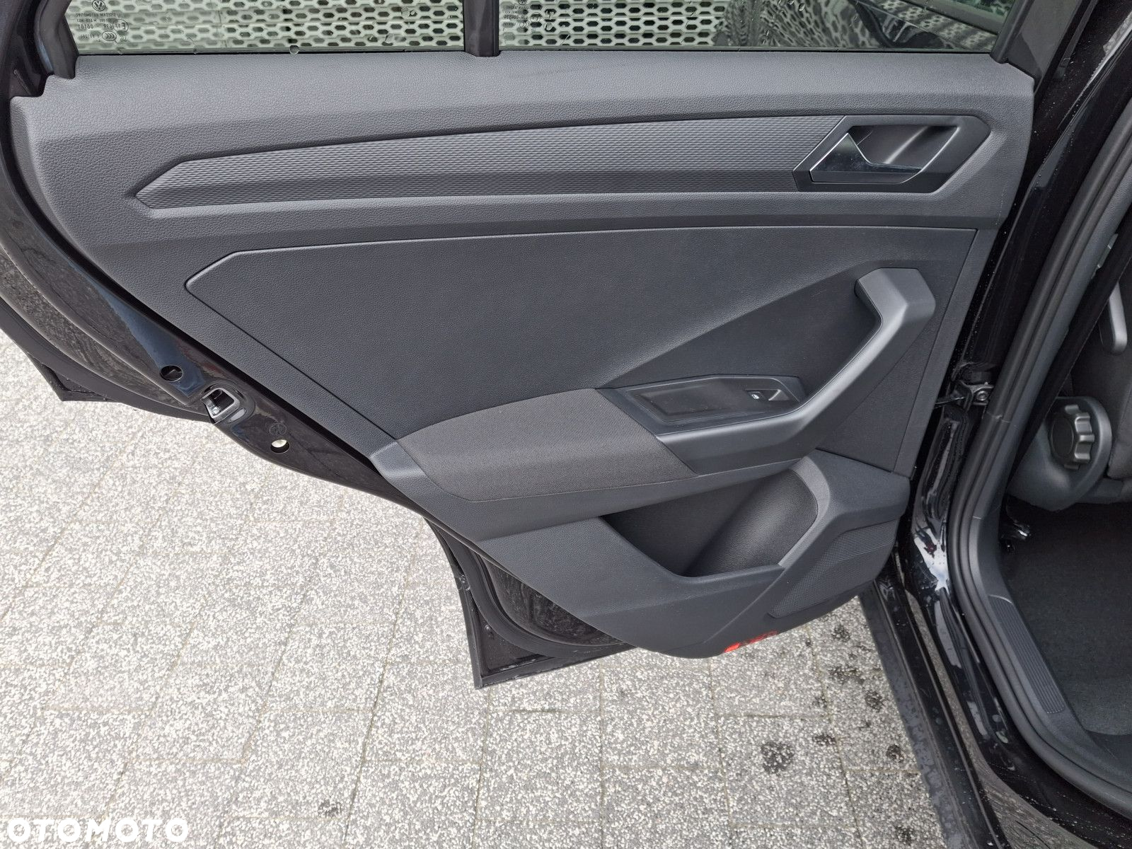 Volkswagen T-Roc 1.5 TSI Life DSG - 10