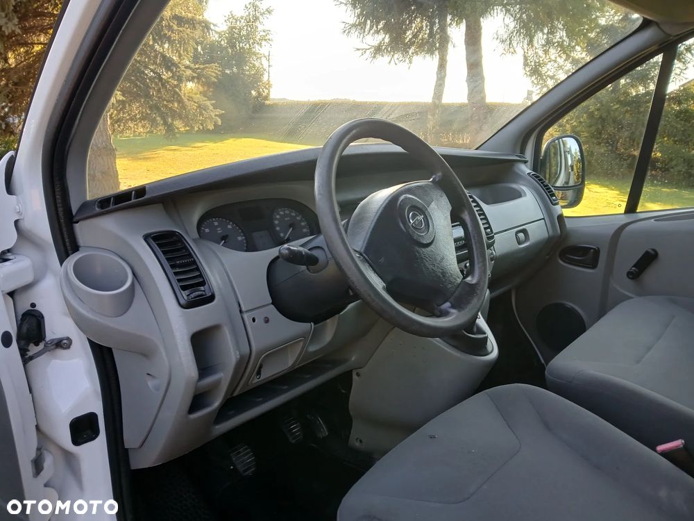 Opel VIVARO - 10