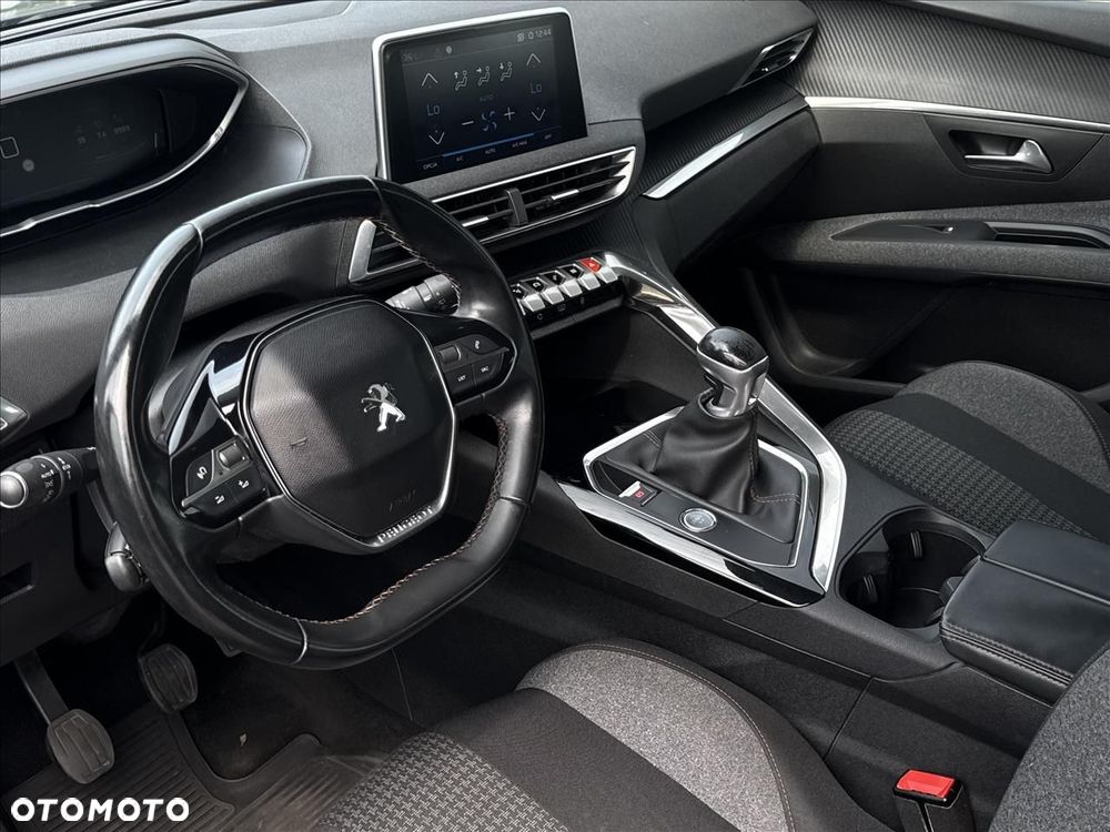 Peugeot 5008 1.2 PureTech Active S&S - 10